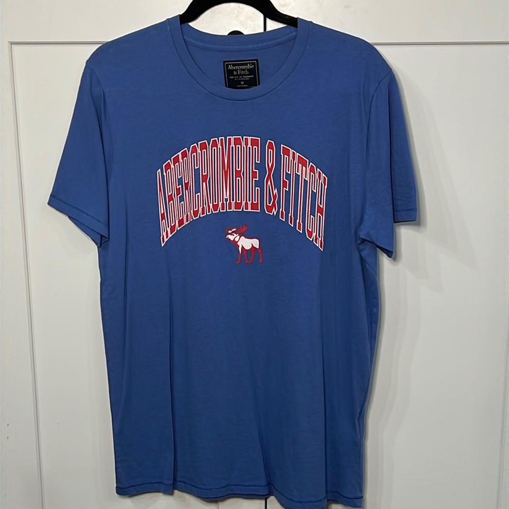 Men’s Medium Abercrombie & Fitch T-Shirt